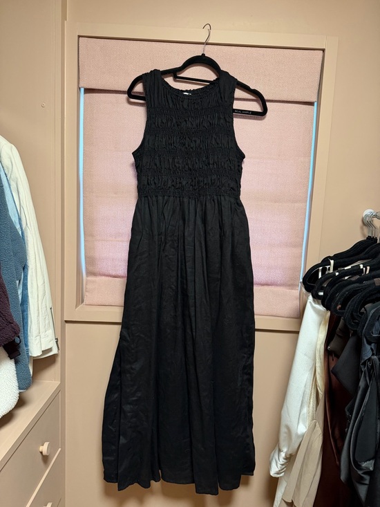 DISSH Black Sleeveless Smocked Waist Maxi Dress